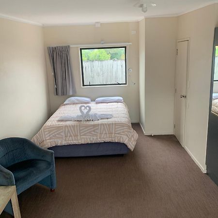 Beachcomber Lodge & Backpacker Kaitaia Esterno foto