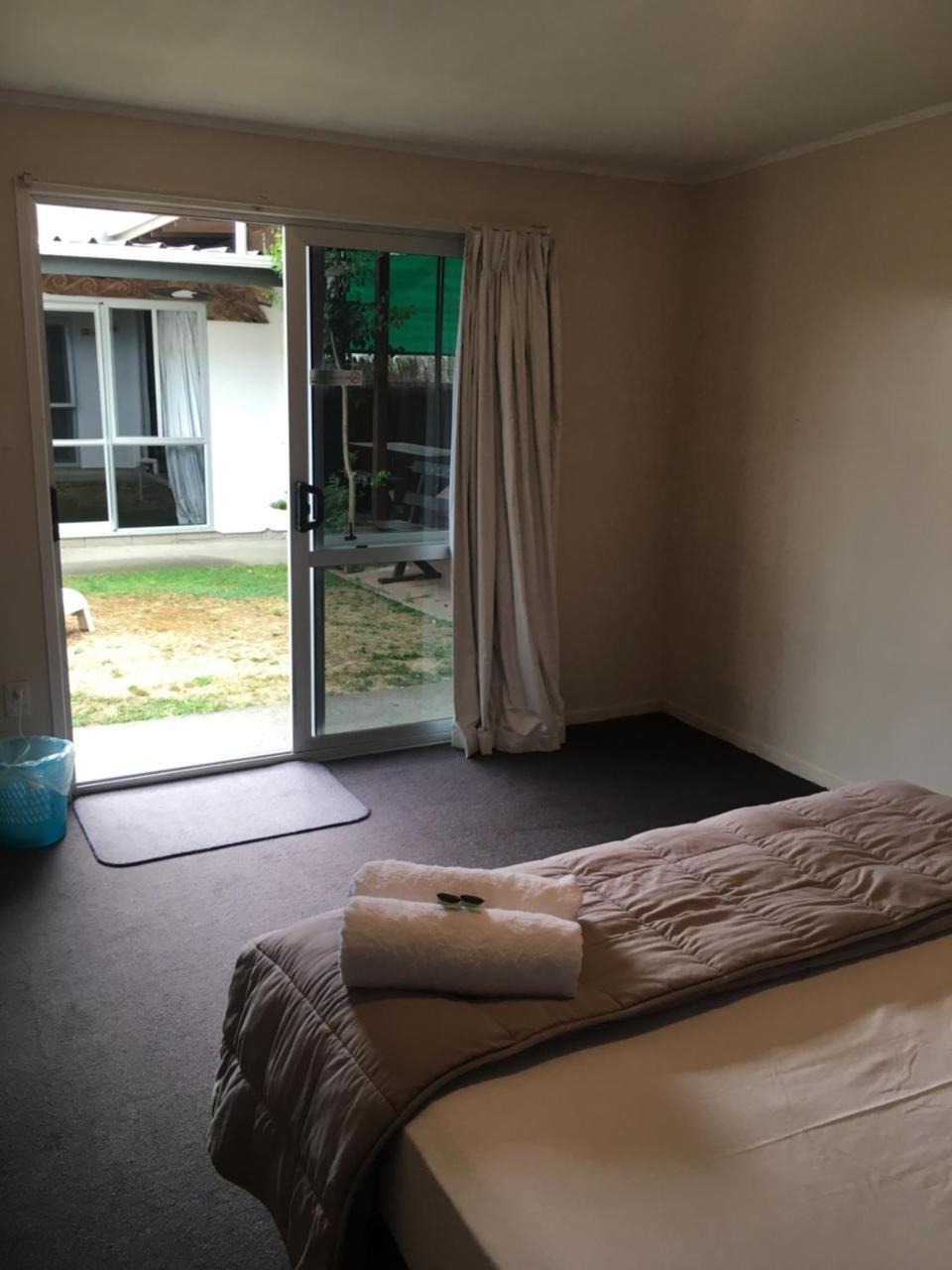 Beachcomber Lodge & Backpacker Kaitaia Esterno foto